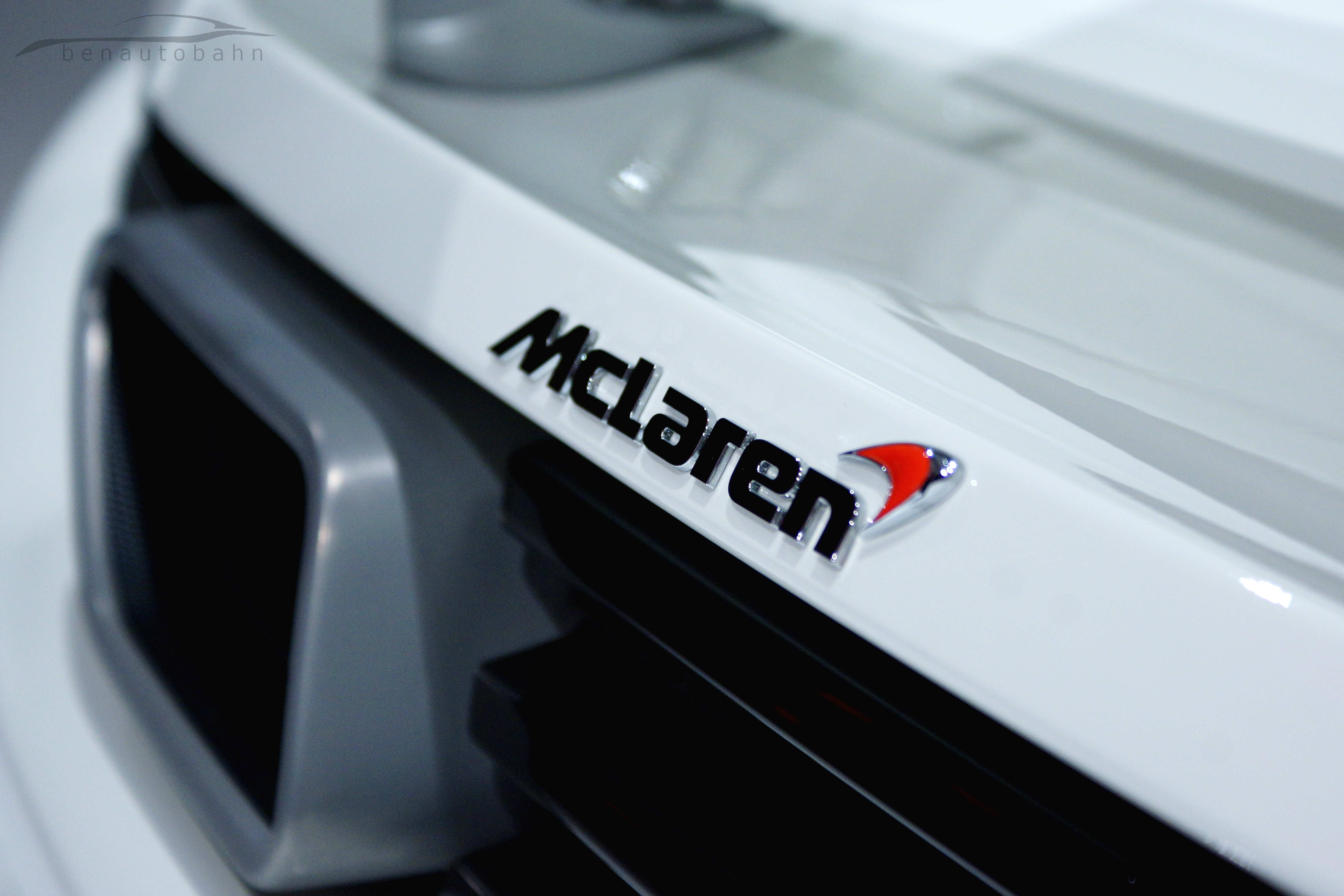 McLaren MP4-12C Malaysia preview